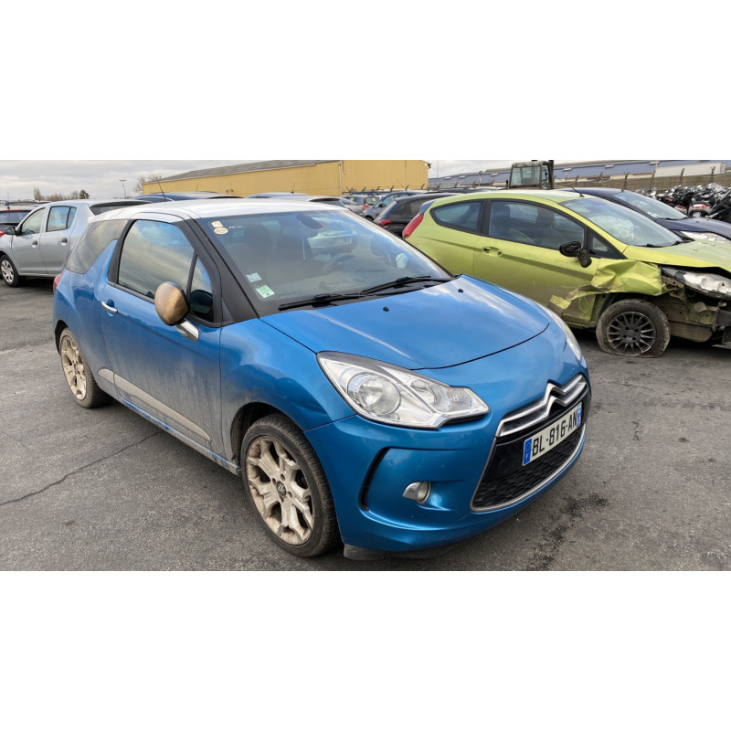 Feu arriere stop central CITROEN DS3 Photo n°5