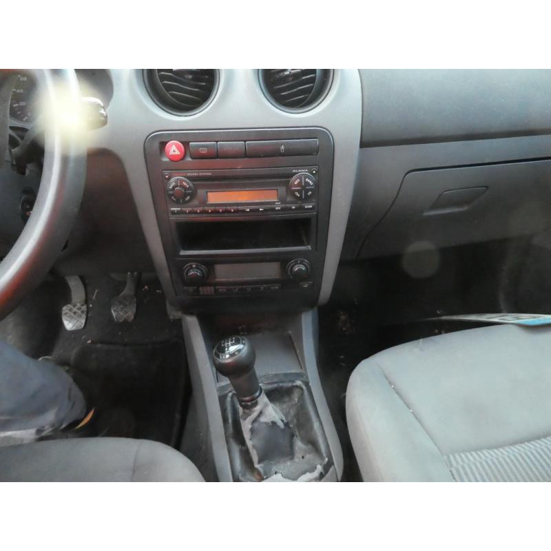 Volant SEAT IBIZA 3 Photo n°6
