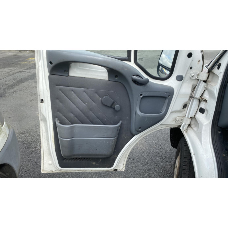 Custode avant droit (porte) CITROEN JUMPER 2 Photo n°14