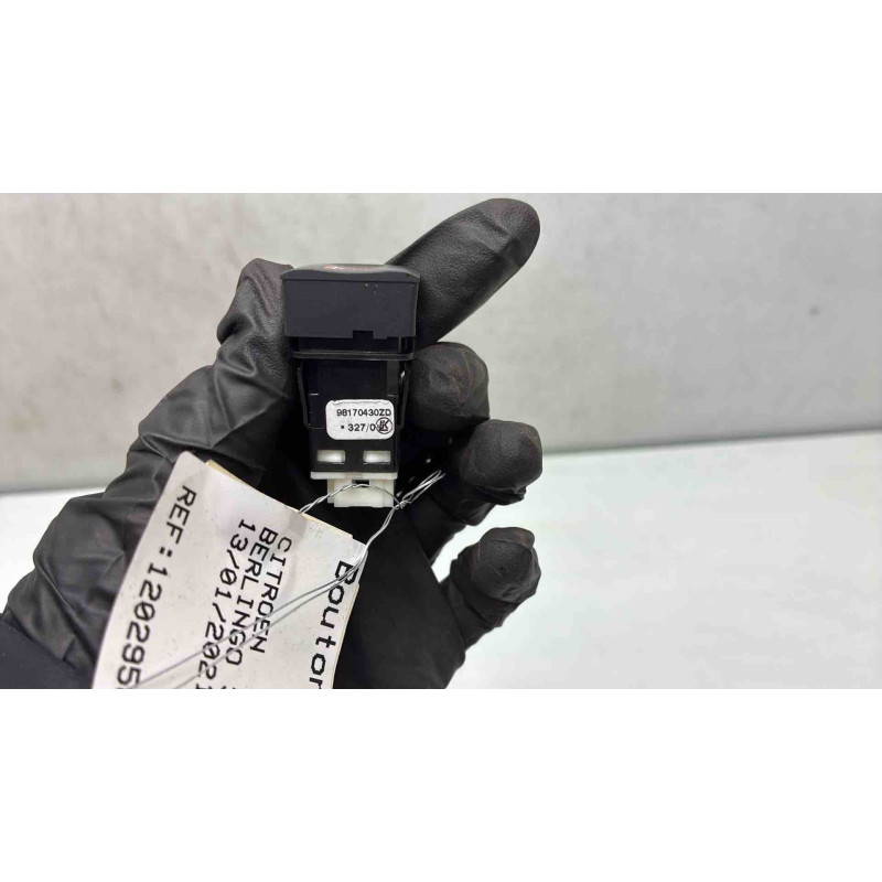 Bouton de warning CITROEN BERLINGO 3 M Photo n°3