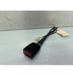 Attache ceinture avant droit PEUGEOT 3008 1