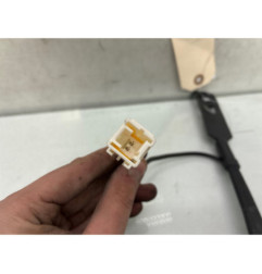 Attache ceinture avant droit PEUGEOT 3008 1