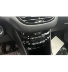 Pare choc arriere PEUGEOT 208 1