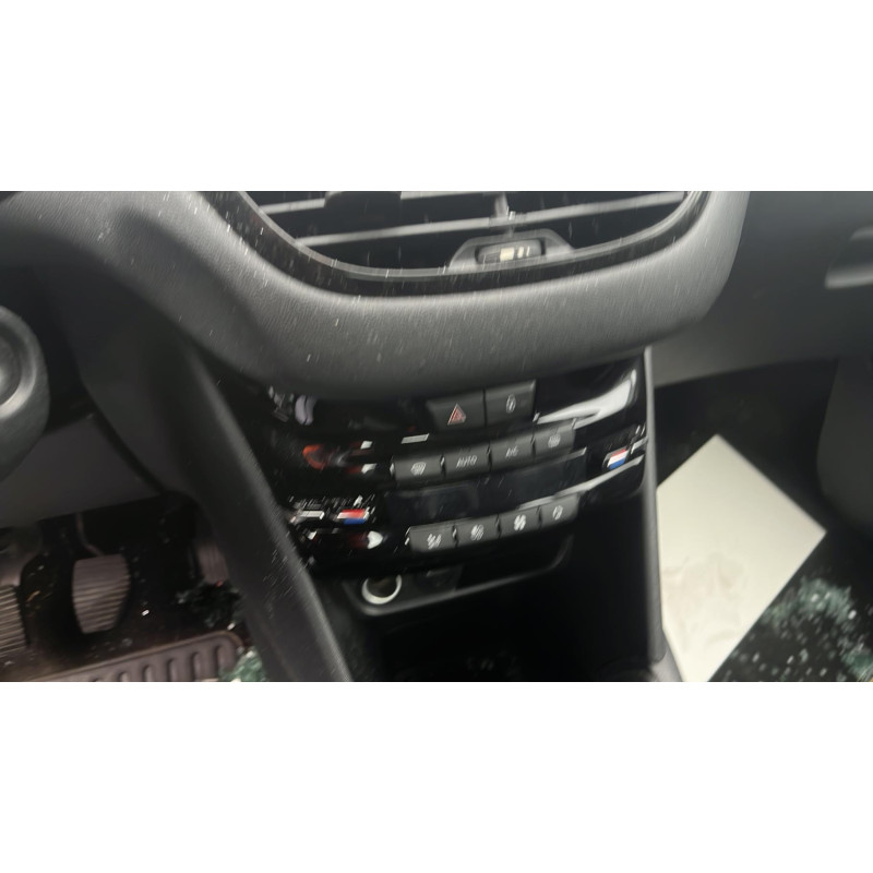 Pare choc arriere PEUGEOT 208 1 Photo n°7