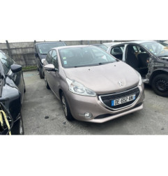 Pare choc arriere PEUGEOT 208 1