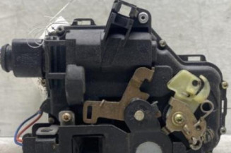 Serrure avant droit VOLKSWAGEN GOLF 4