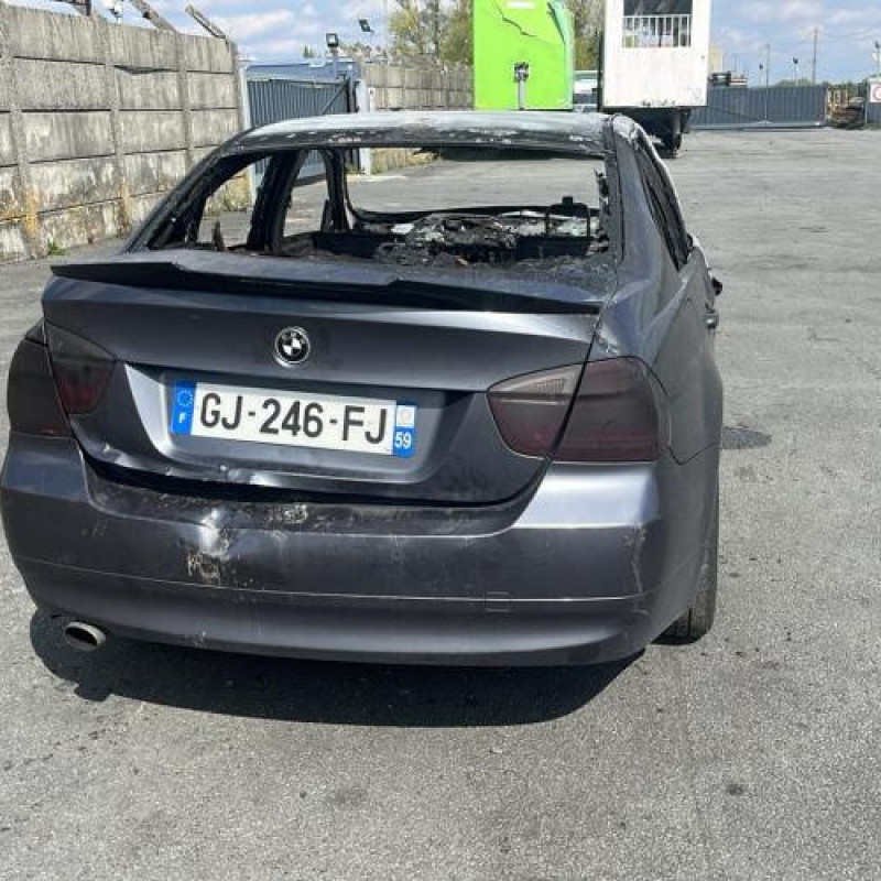 Bouchon de carburant BMW SERIE 3 E90 Photo n°6