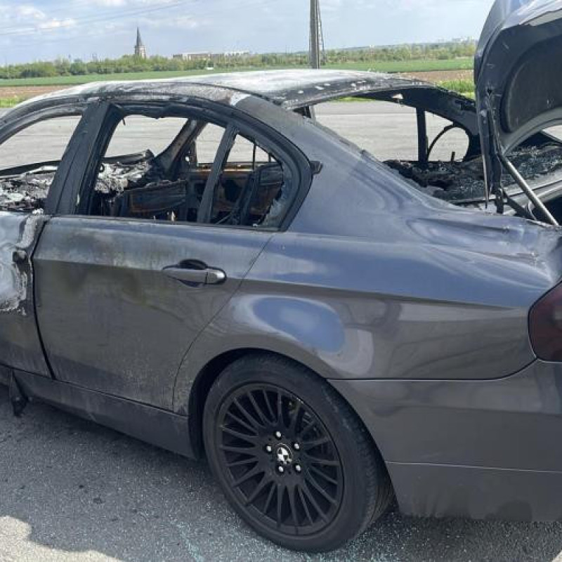 Bouchon de carburant BMW SERIE 3 E90 Photo n°8