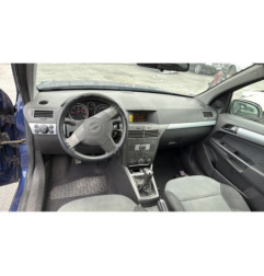 Vitre arriere droit OPEL ASTRA H