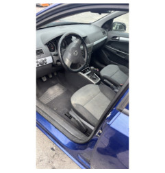 Vitre avant gauche OPEL ASTRA H