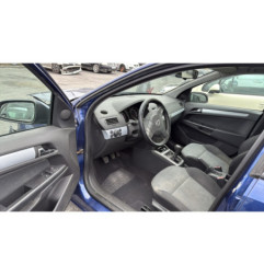 Vitre avant gauche OPEL ASTRA H