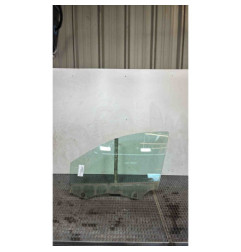 Vitre avant gauche RENAULT CLIO 3 Photo n°1