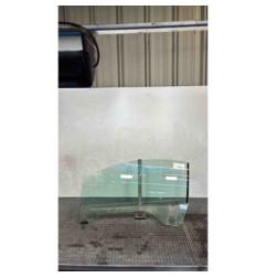 Vitre avant gauche PEUGEOT 207