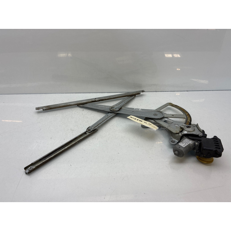 Leve vitre electrique avant gauche TOYOTA COROLLA VERSO 2 Photo n°5