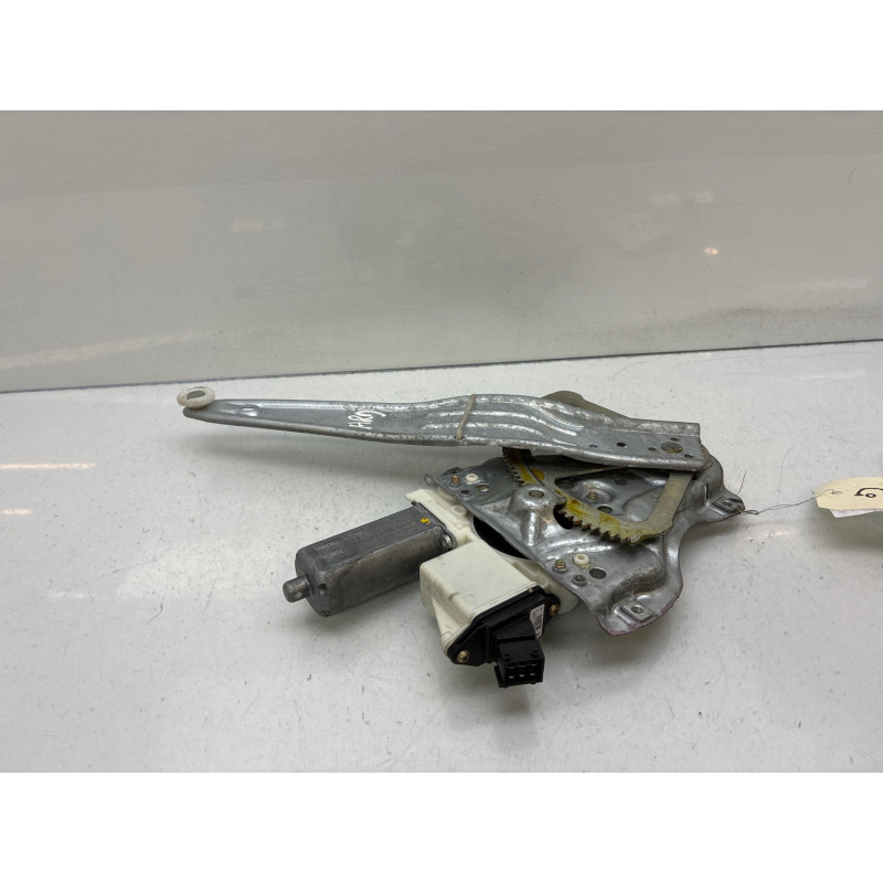 Leve vitre electrique arriere droit TOYOTA COROLLA 10 Photo n°5
