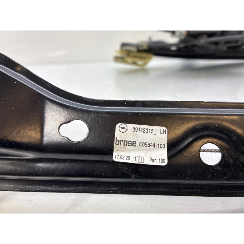 Leve vitre electrique avant gauche OPEL ASTRA K Photo n°3