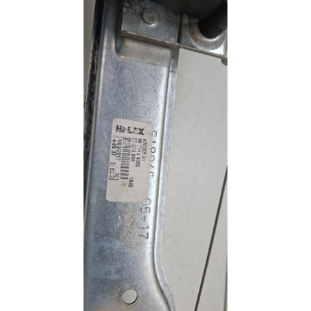 Leve vitre electrique avant droit PEUGEOT 208 1 Photo n°1