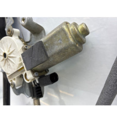 Leve vitre electrique avant gauche FORD FOCUS 1 Photo n°1