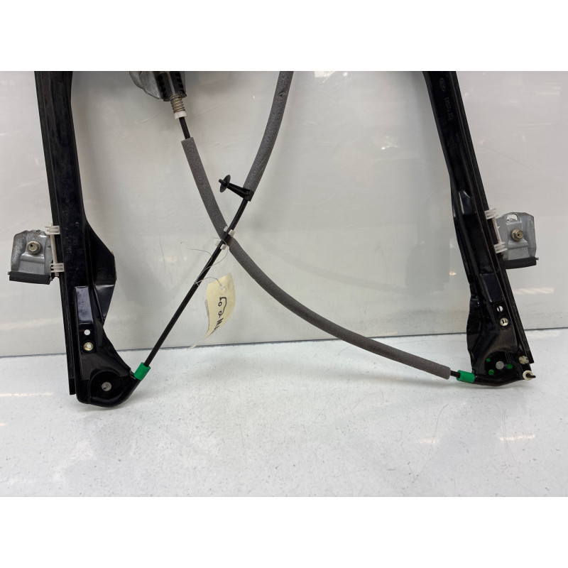 Leve vitre electrique avant gauche FORD FOCUS 1 Photo n°4