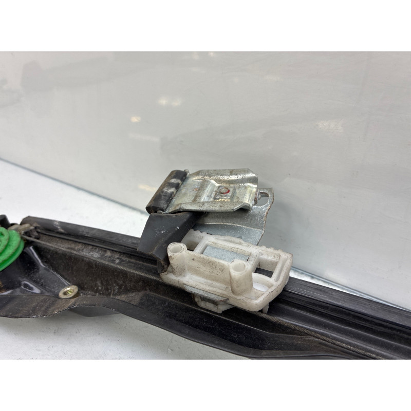 Leve vitre electrique avant gauche FORD FOCUS 1 Photo n°5