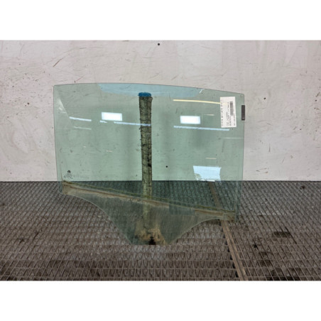 Vitre arriere droit FIAT TIPO 2 Photo n°1