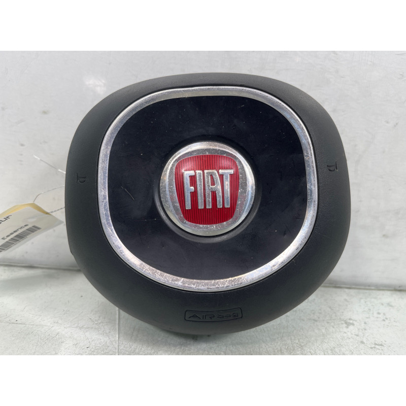 Air bag conducteur FIAT TIPO 2 Photo n°1