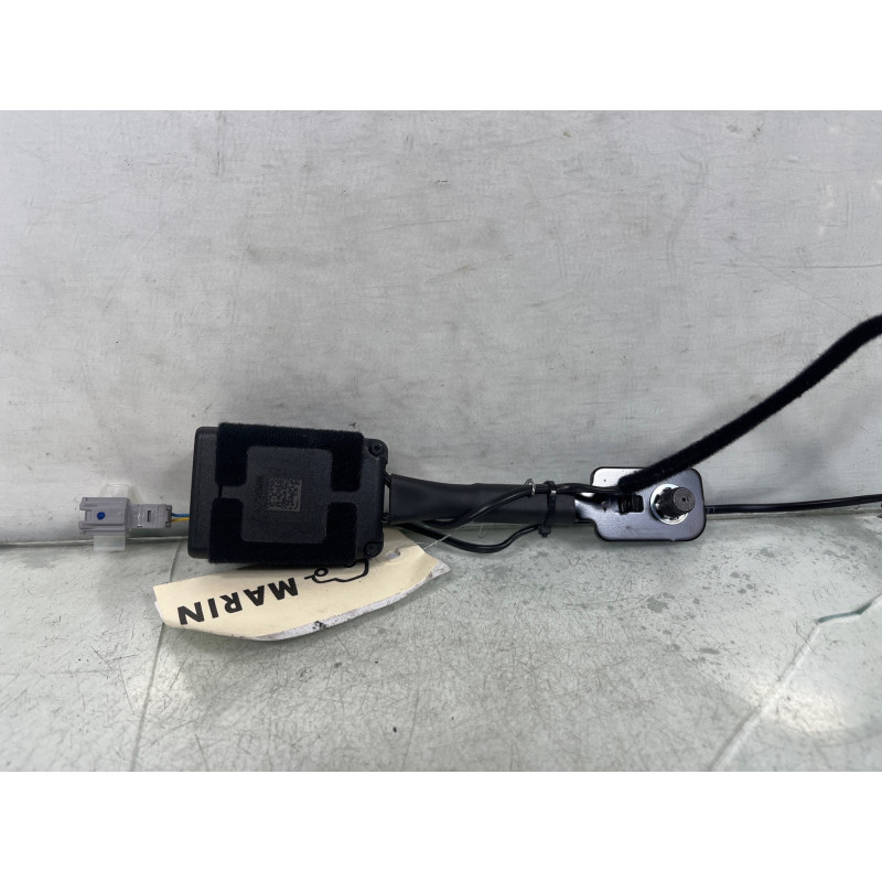 Attache ceinture avant droit FIAT TIPO 2 Photo n°3