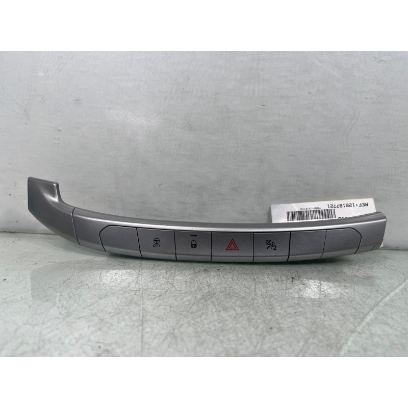 Bouton de warning FIAT TIPO 2 Photo n°4