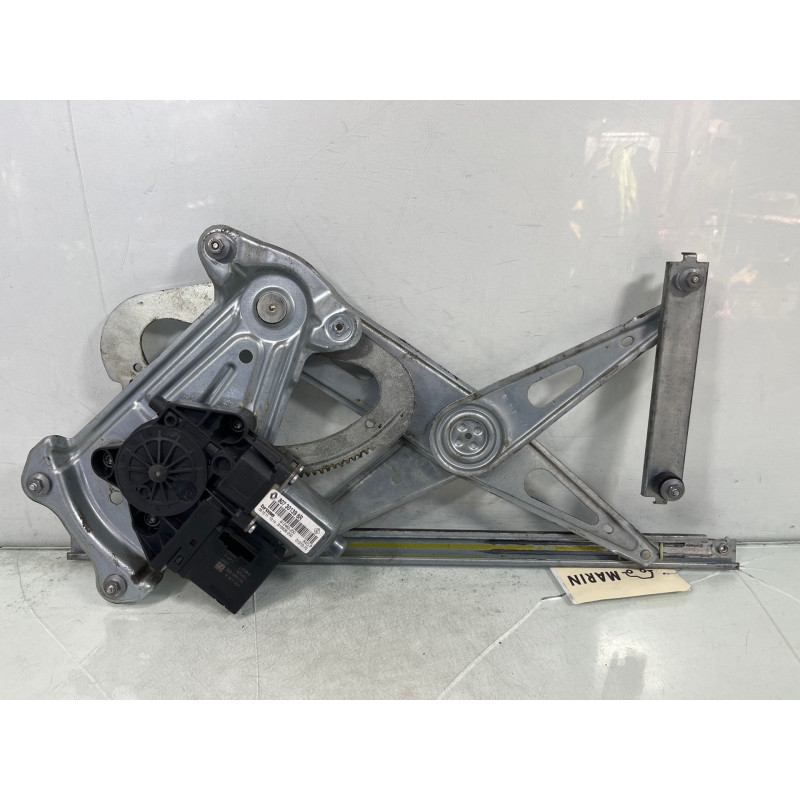 Leve vitre electrique avant droit RENAULT MEGANE 3 Photo n°5