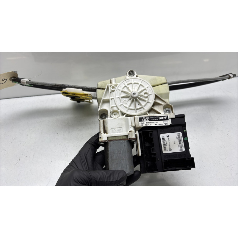 Leve vitre electrique arriere droit AUDI A3 2 Photo n°4