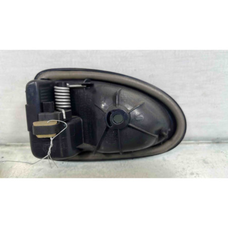 Poignee porte arriere droit RENAULT CLIO 2 Photo n°1