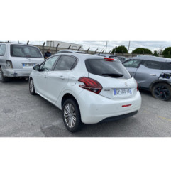 Ecran GPS PEUGEOT 208 1