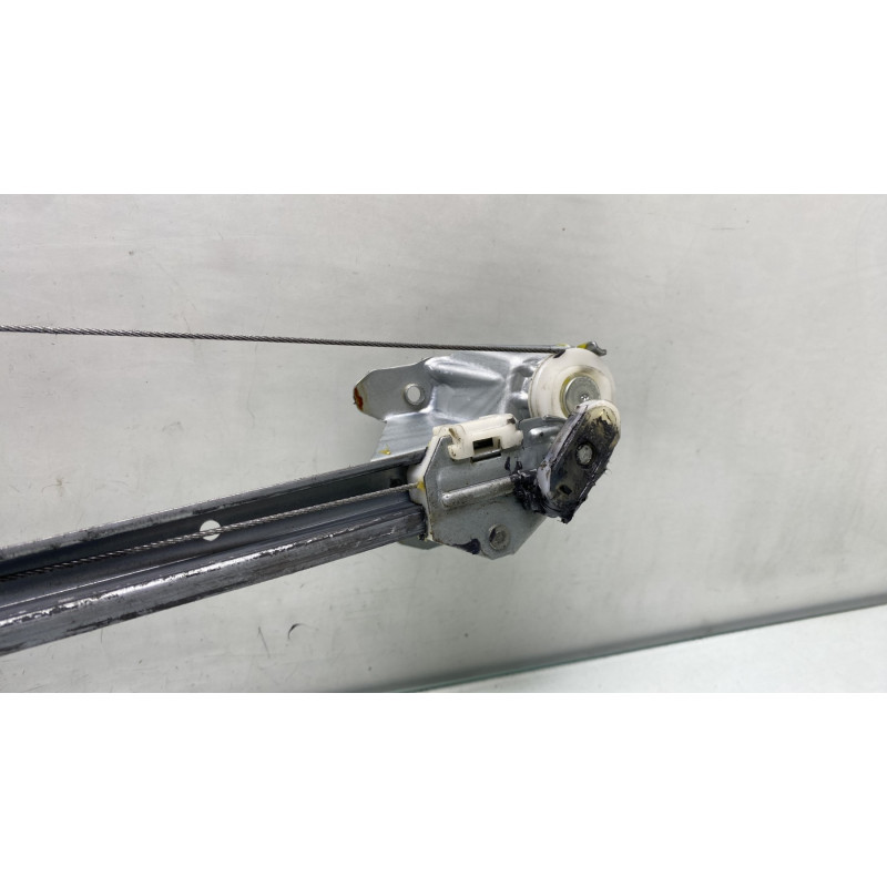Leve vitre electrique arriere gauche OPEL ZAFIRA B Photo n°2