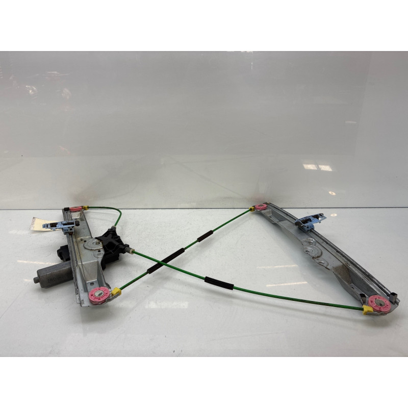 Leve vitre electrique avant droit OPEL CORSA D Photo n°3