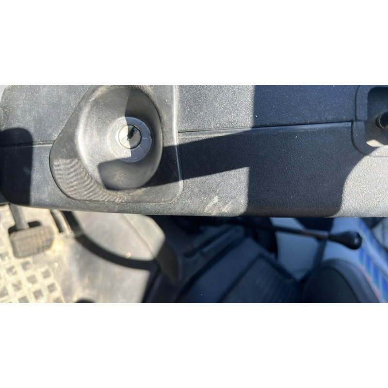 Custode avant gauche (porte) RENAULT MASTER 1 Photo n°14