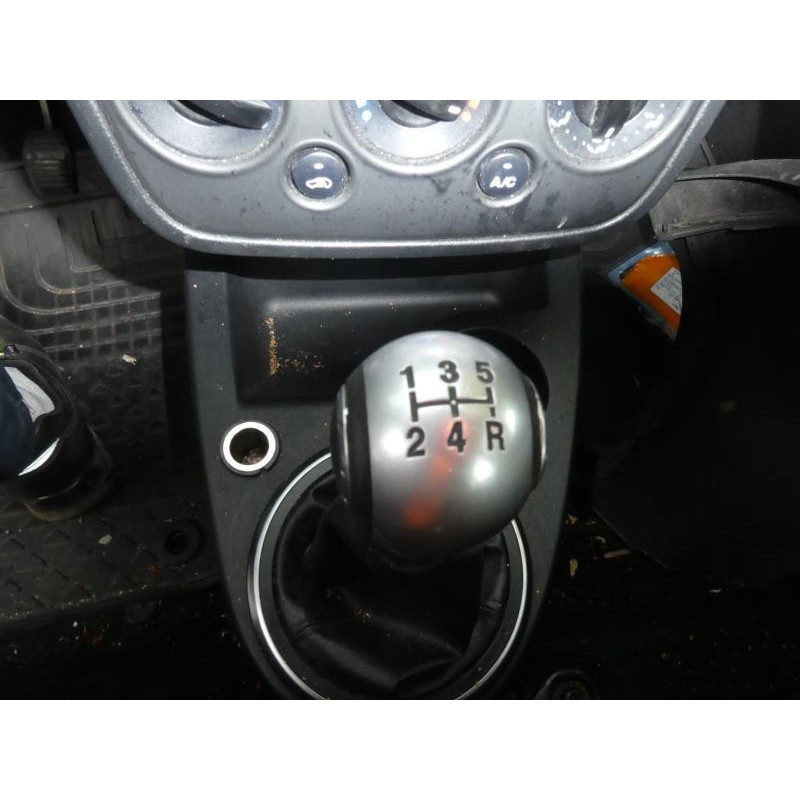 Feu arriere principal droit (feux) FORD FIESTA 5 Photo n°5