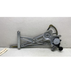 Leve vitre electrique avant droit TOYOTA YARIS 3 Photo n°1