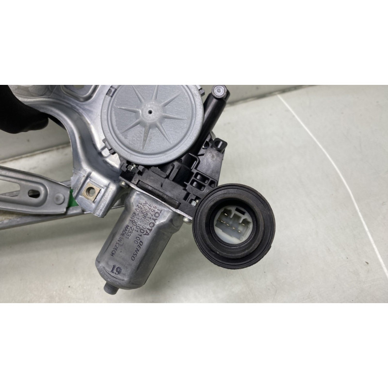 Leve vitre electrique avant droit TOYOTA YARIS 3 Photo n°3