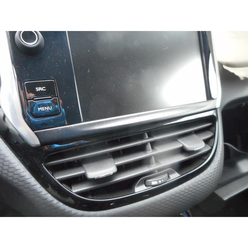 Ecran GPS PEUGEOT 208 1 Photo n°11