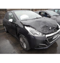 Ecran GPS PEUGEOT 208 1