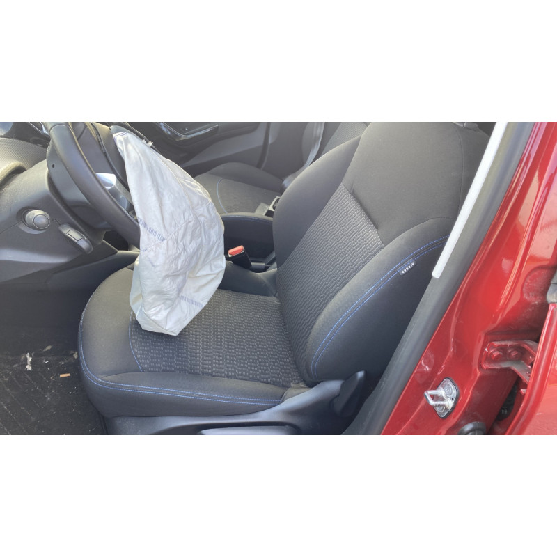 Ecran GPS PEUGEOT 208 1 Photo n°16