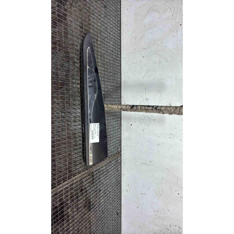 Baguette de porte arriere droite RENAULT CLIO 4 Photo n°1