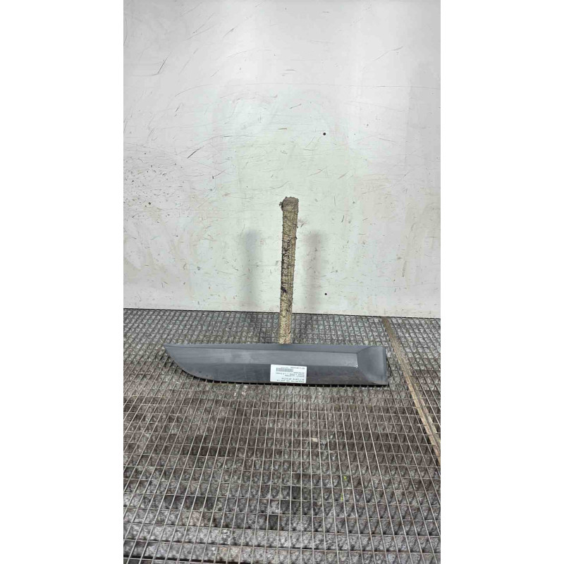 Baguette de porte arriere droite RENAULT MEGANE 3 Photo n°1