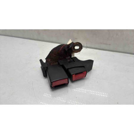 Attache ceinture arriere droit RENAULT CLIO 3