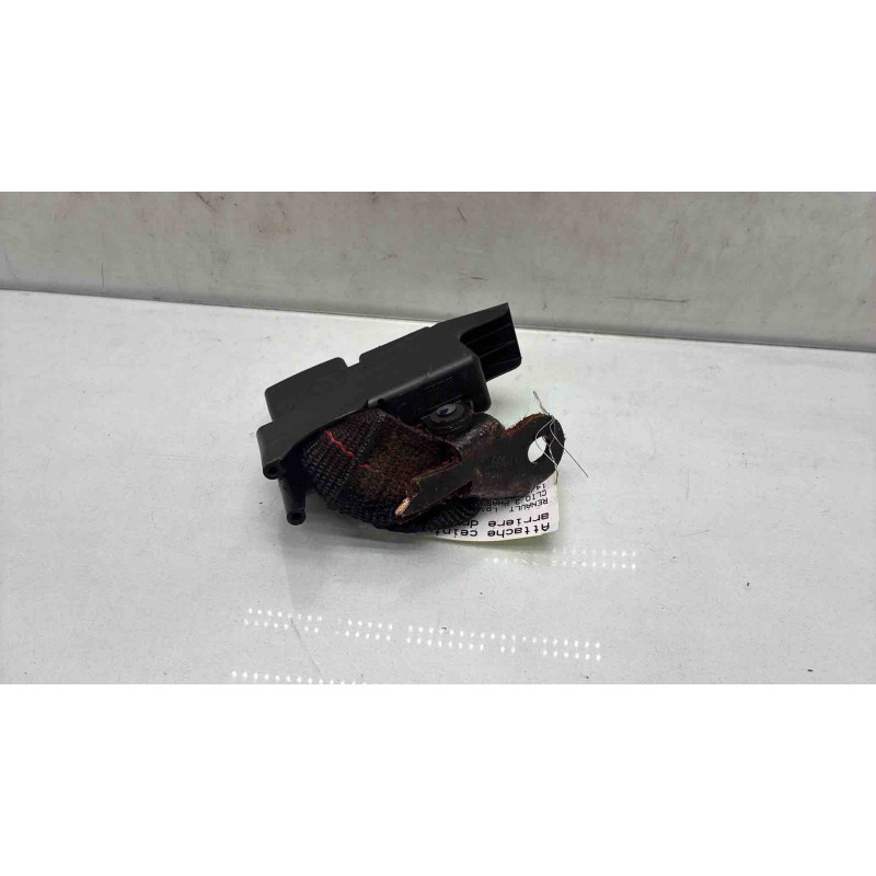 Attache ceinture arriere droit RENAULT CLIO 3 Photo n°3