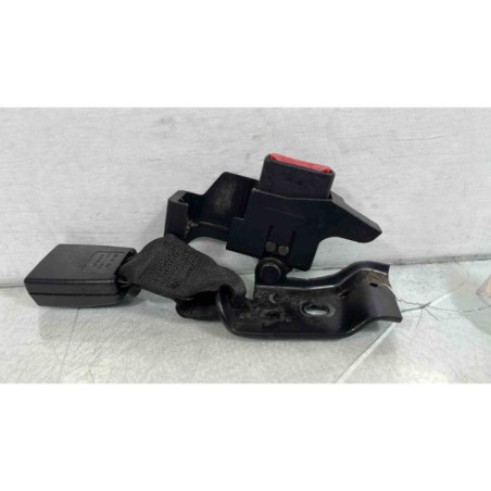 Attache ceinture arriere gauche RENAULT CLIO 3