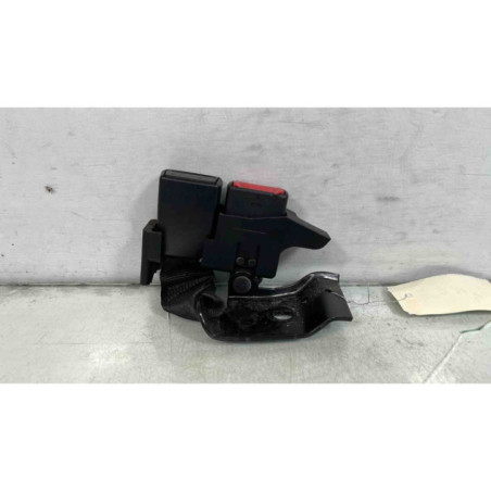 Attache ceinture arriere gauche RENAULT CLIO 3 Photo n°1