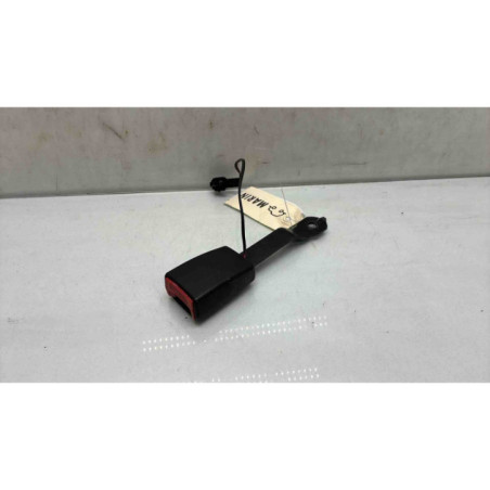 Attache ceinture avant gauche RENAULT CLIO 3 Photo n°1