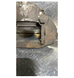 Etrier avant droit (freinage) PEUGEOT 106