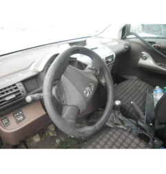 Etrier avant droit (freinage) TOYOTA IQ